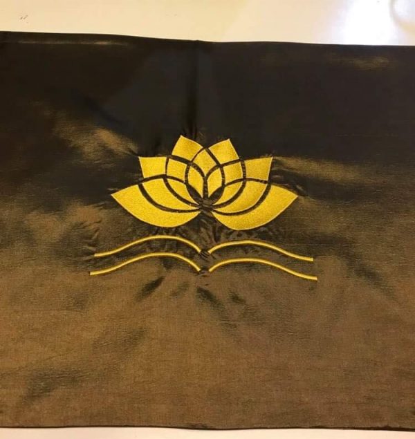Business Logo a Runner Massage Bed - Image 2